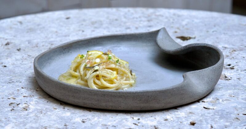 Spaghetti alla Chitarra, Citrus, Provola, e Lapsang di Giulio Luigi Zoli