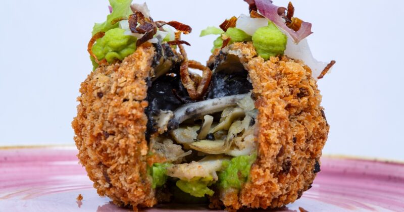 Millefoglie di Vignarola e seppia: la ricetta di David Boncompagni