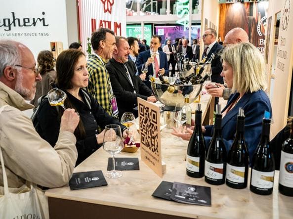 Corridoi e stand fiera