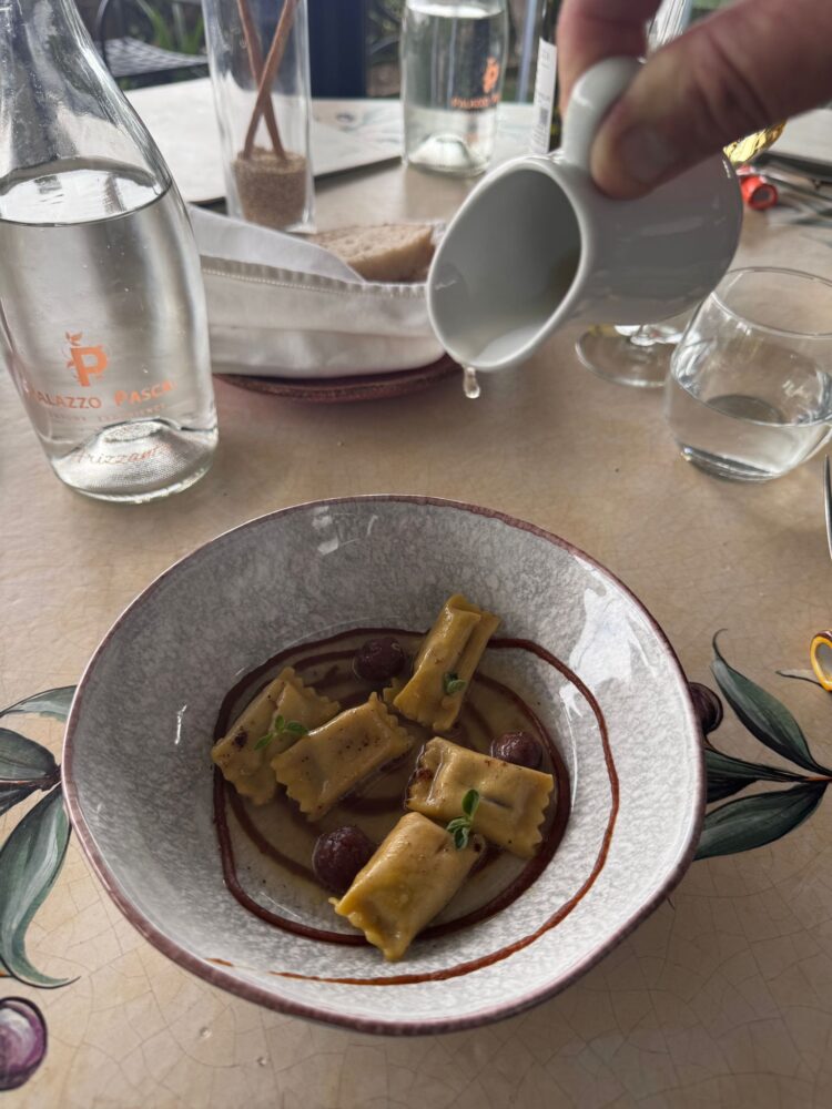 Gli Ulivi Restaurant-Caramelle con genovese di tonno