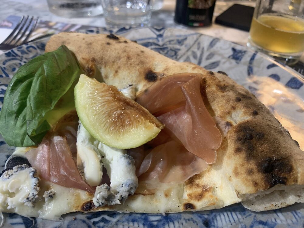 Arte bianca della Pizza, la Monte Stella, dettaglio