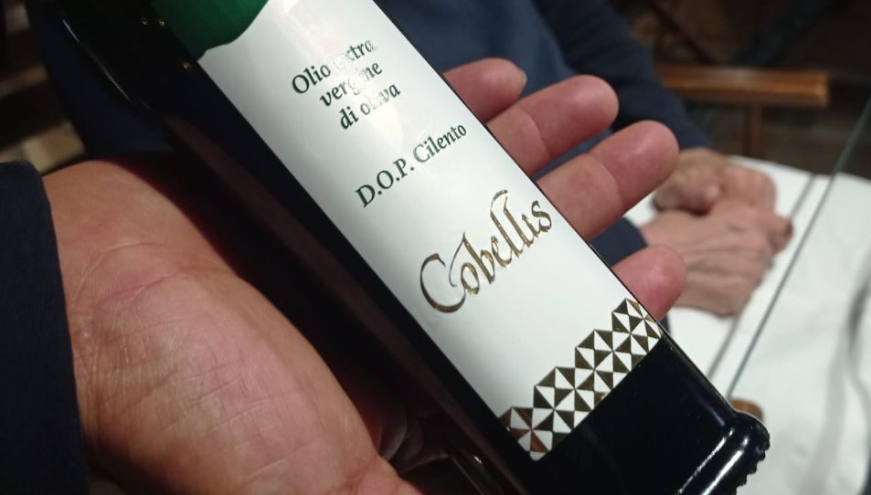 Ristorante Aquadulcis - Olio Evo Dop Cilento Cobellis