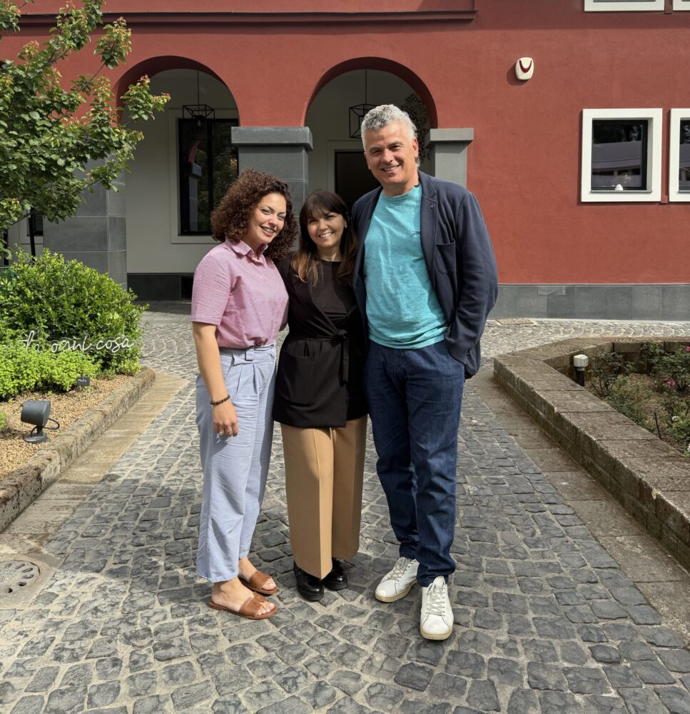 Roberta, Silvana e Giuseppe De Maria - Casa Colonica