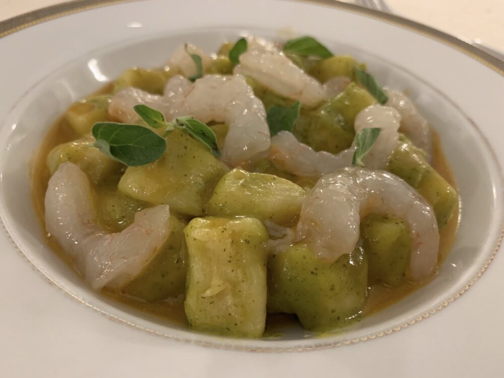 Ristorante Gallo a Roma, gnocchi fatti in casa con gamberi e zucchine