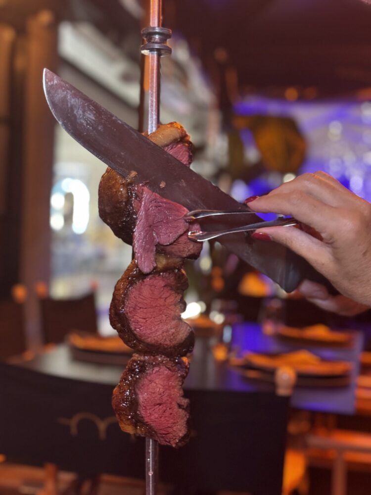  Jacanà Churrascaria-lo spiedo