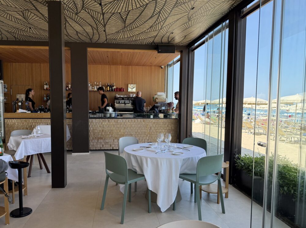 anco bar - Koko Beach & Restaurant