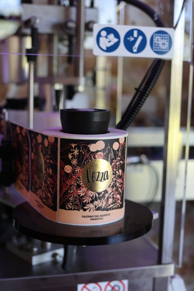 Cantina Vezza, etichette primitivo