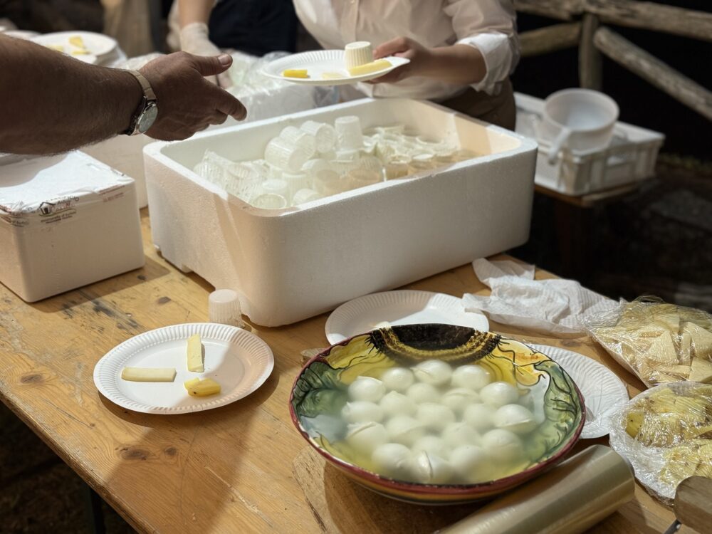 Latticini Caseificio Antica Casella - Convegno Alta Campania, Eremo di San Vitaliano, Caserta
