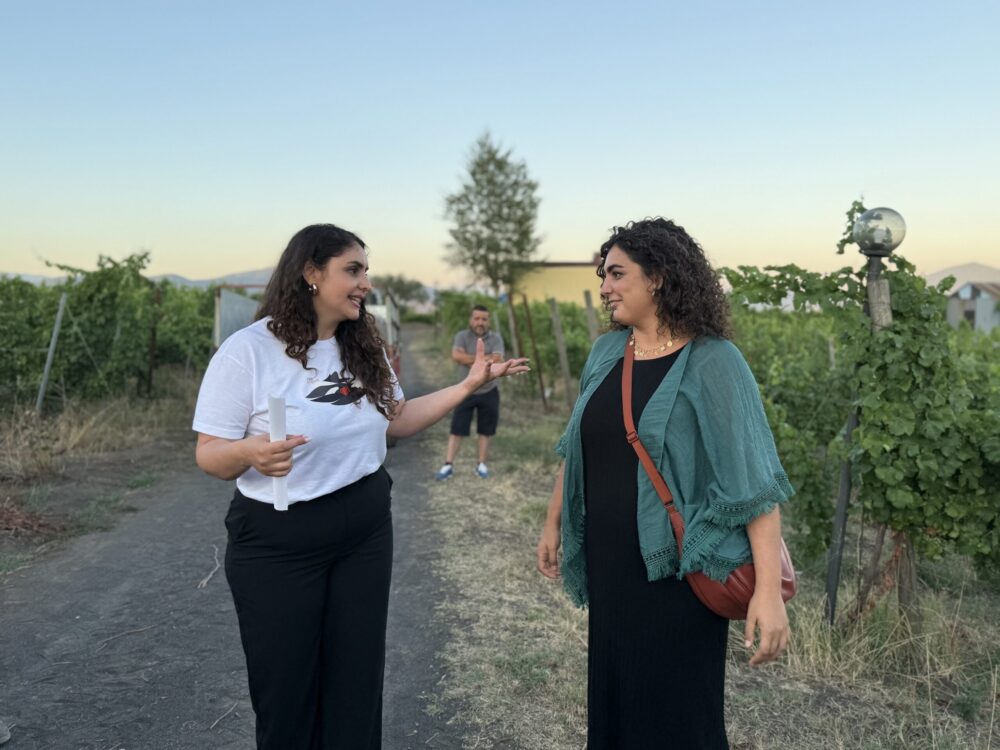 Maria Paola Sorrentino & Mara Gherardelli - The Floor is Lava, Sorrentino Vesuvio Vite Vulcaniche