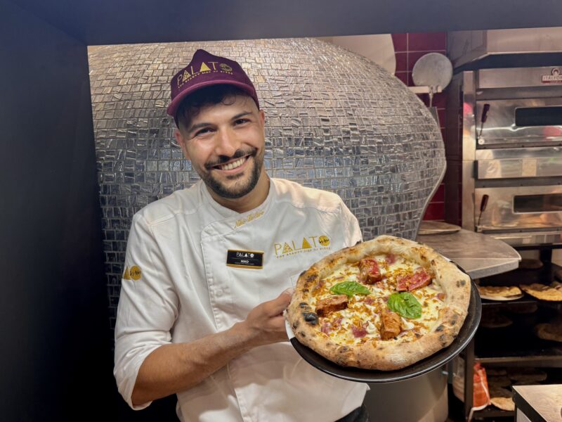 Niko De Caro, palato napoli