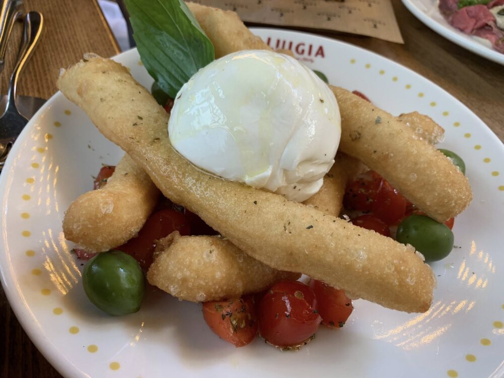 Luigia a Ginevra, chiacchiere napoletane