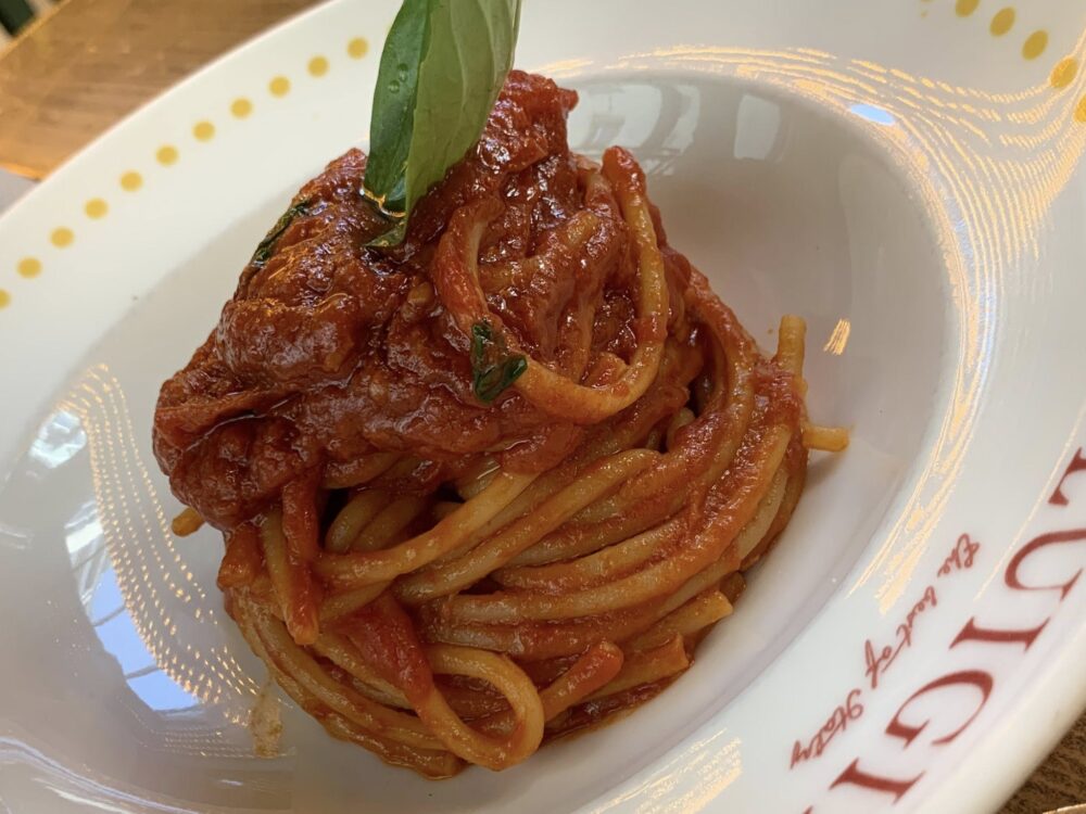 Luigia a Ginevra, spaghetto al pomodoro