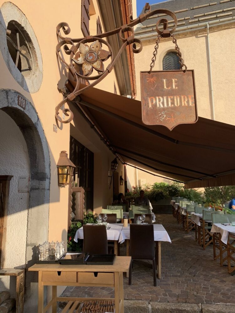 Restaurant Le Prieuré, l'esterno