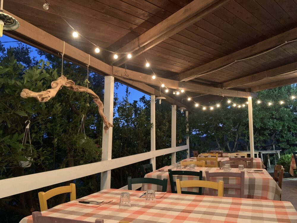 Agriturismo Capalia, i tavoli all'aperto