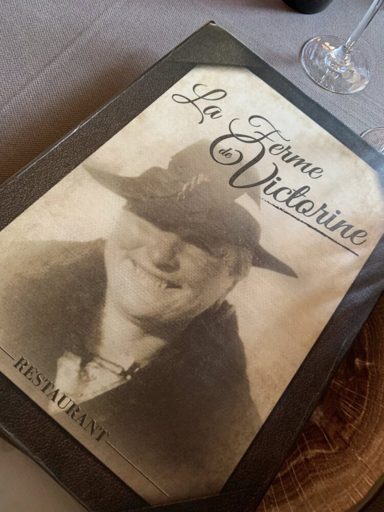 La ferme de Victorine, il menu con la foto di Victorine, mamma dello chef