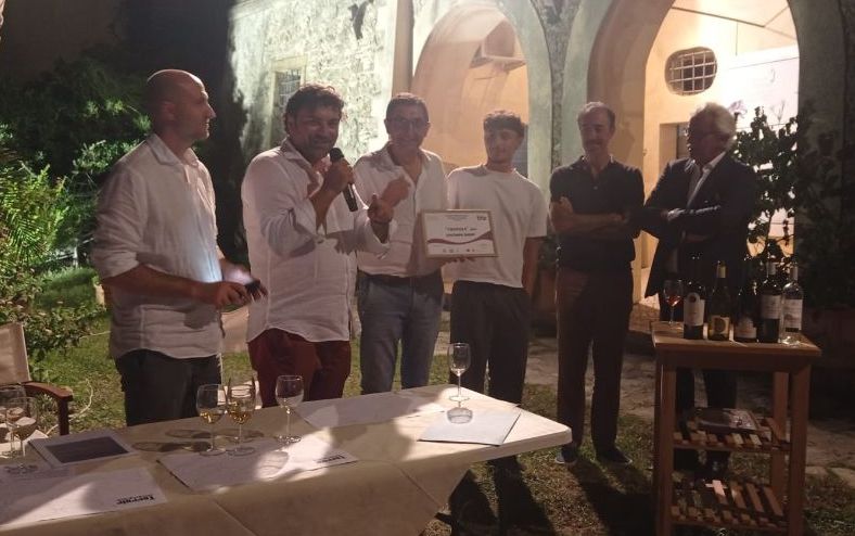 Festival della Dieta Mediterranea Premiazione di contrada Zonzo col vino Prospero