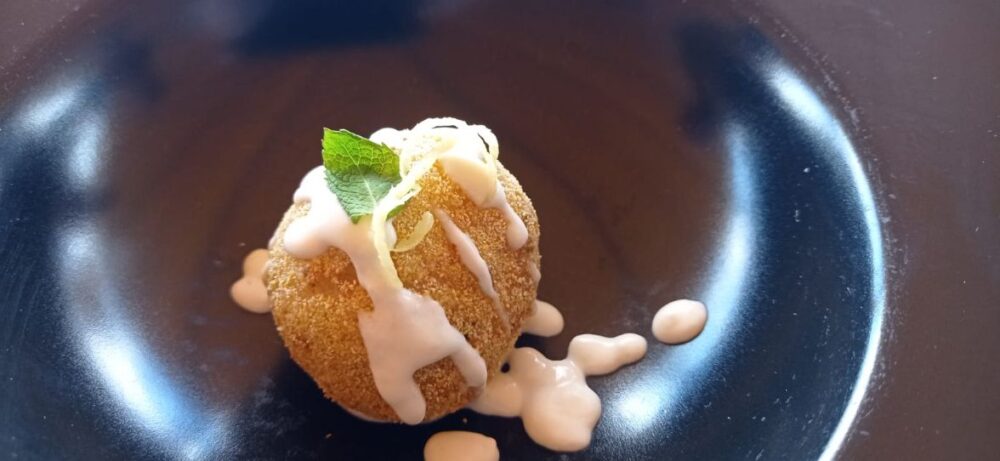 Galatea Village Polpettina di baccalà al profumo di limone