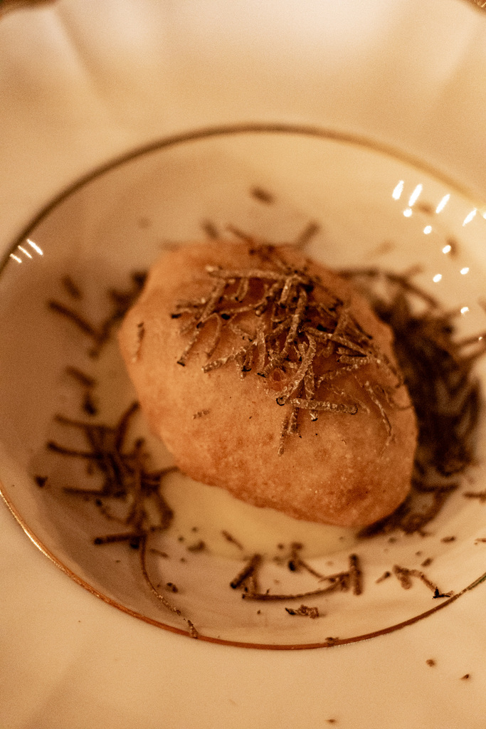 L'Ammaccata. Bon Bon al tartufo