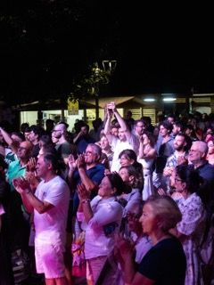 Pubblico alla Festa dell'Antica Pizza Cilentana a Giungano