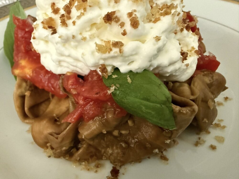 Ristorante Olimpia - Melanzana marinata in aceto balsamico, spuma di caprino