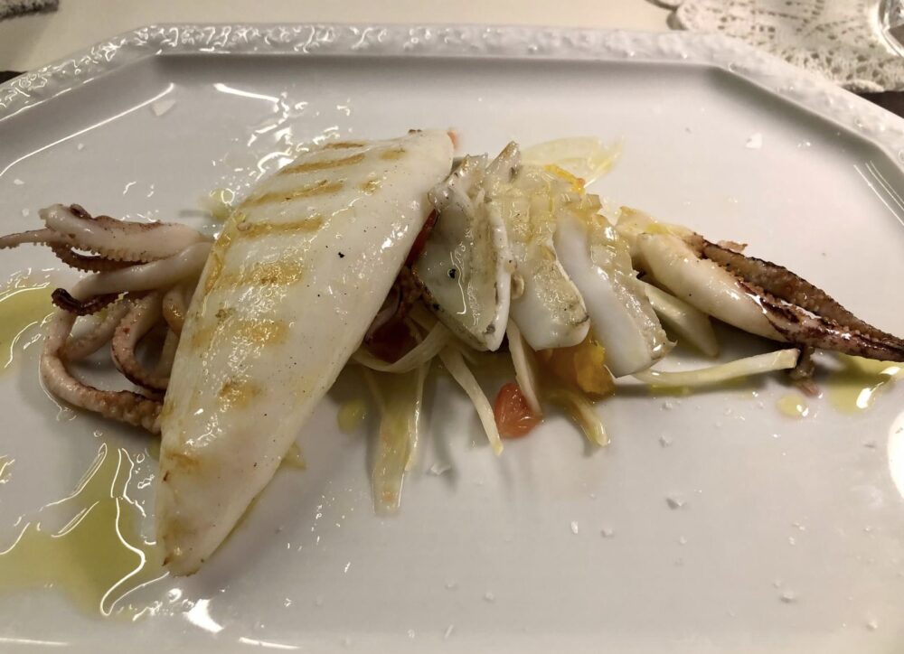 Seppia di nassa e calamaro nostrano alla griglia