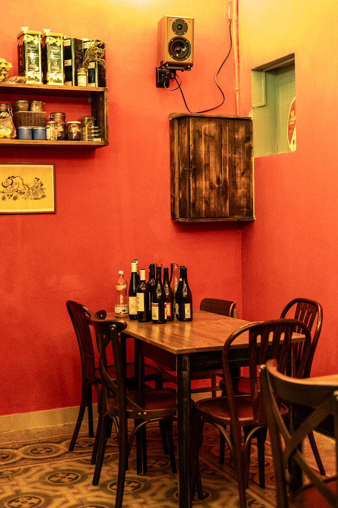 La Famille Nouvelle, la sala interna