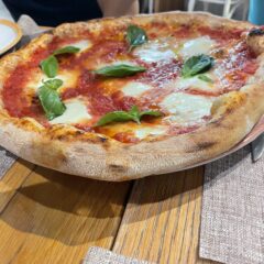 Pizza Margherita Eataly