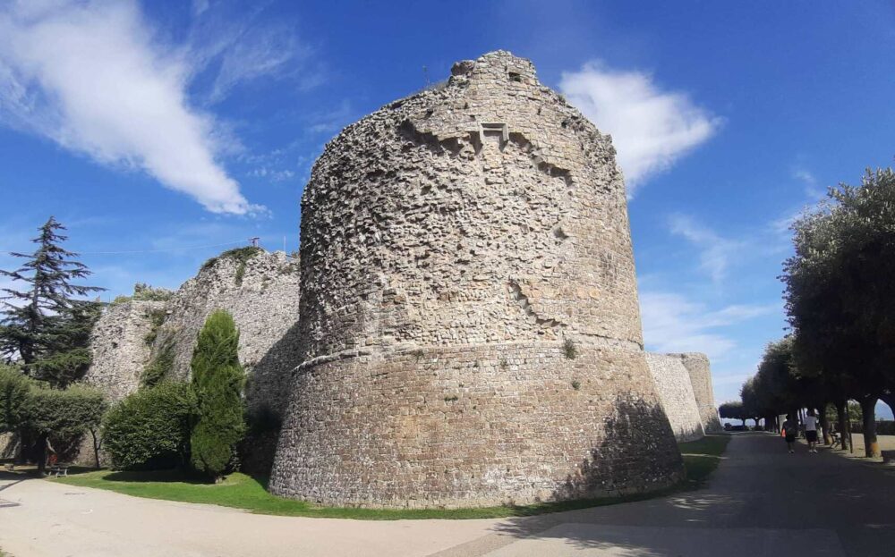 bastioni fortificati villa comunale - ariano irpino