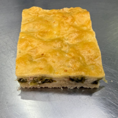 Baguette e pizza di scarole napoletana: la ricetta di Gennaro Ambrosio