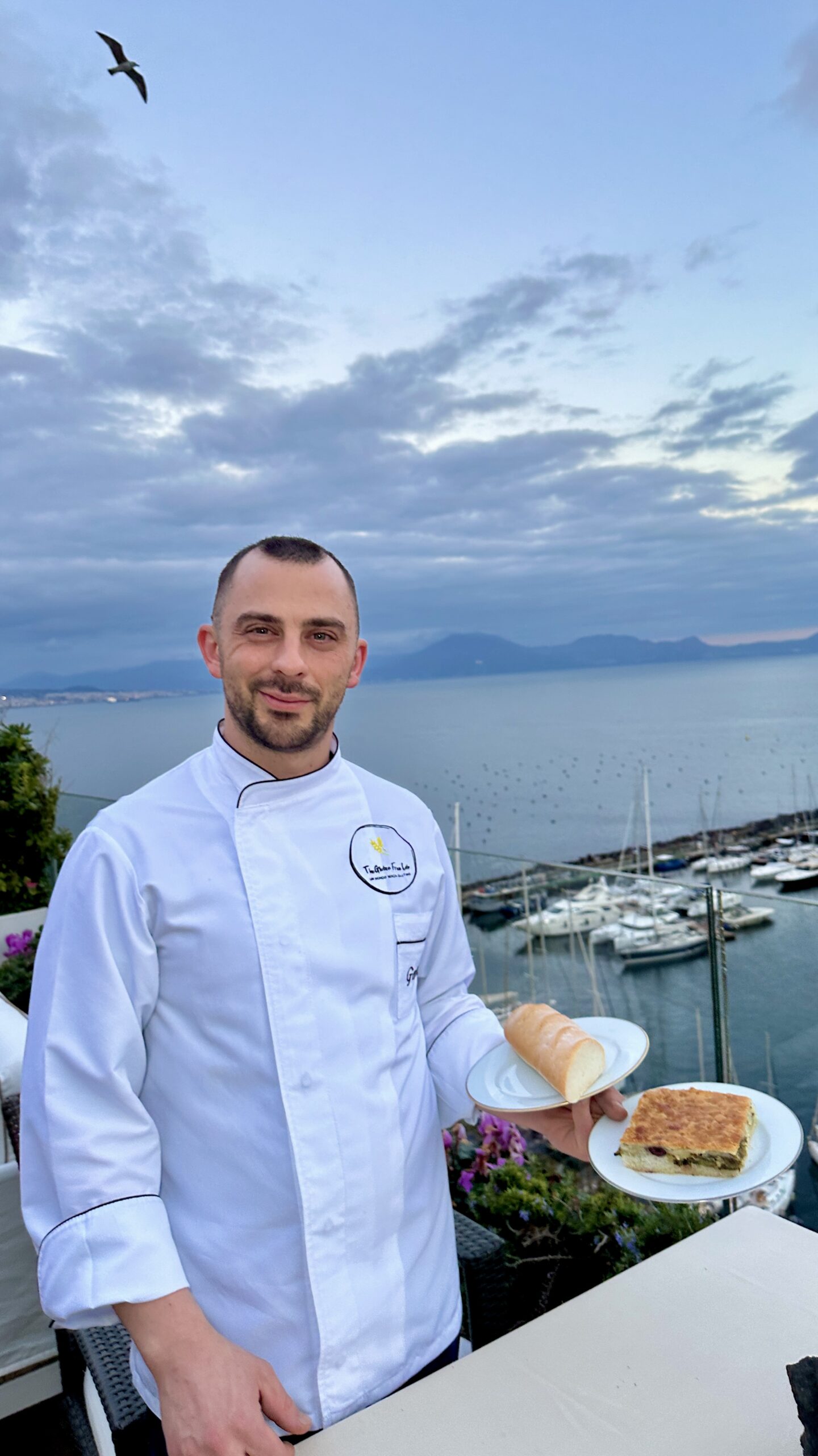 Gennaro Ambrosio con la sua preparazione Baguette e pizza di scarole napoletana