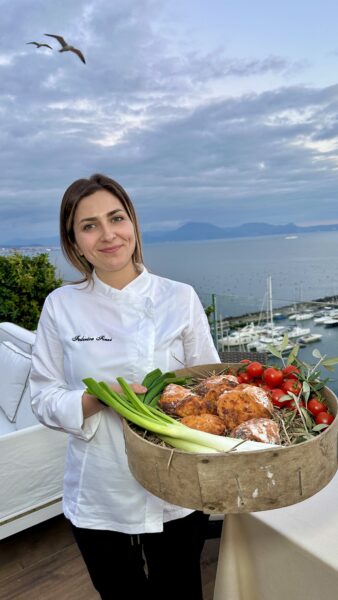 Federica Finzi con la sua preparazione Pizzo Salentino