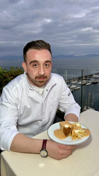 Martino Ruotolo con la sua preparazione Ciabatta "Scarole e fagioli"
