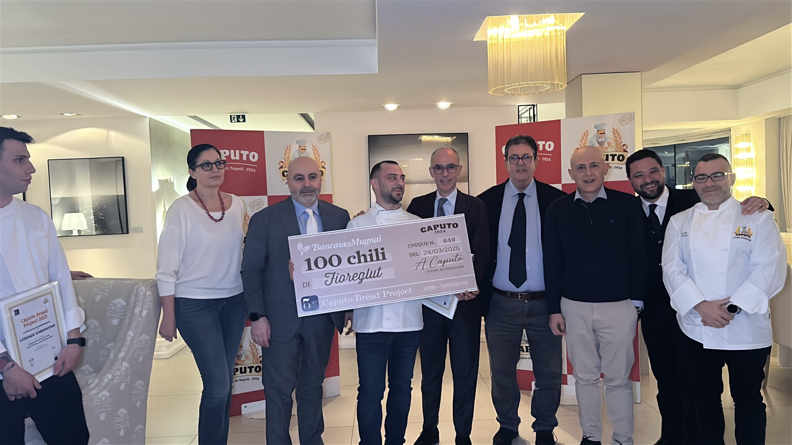 Gennaro Ambrosio, il vincitore, con i curatori di 50 Top Italy e da sx Stefano Guerin, Antimo Caputo, Francesco Miccù e Davide Civitiello