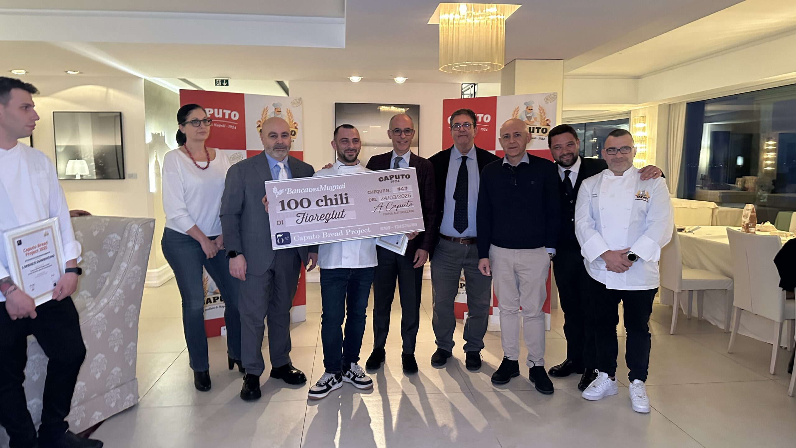 Gennaro Ambrosio, il vincitore, con i curatori di 50 Top Italy e da sx Stefano Guerin, Antimo Caputo, Francesco Miccù e Davide Civitiello